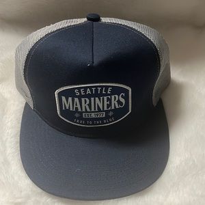 Snap back hat (Seattle Mariners)